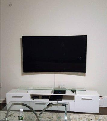 TV wall mounting