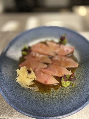 Hamachi sashimi