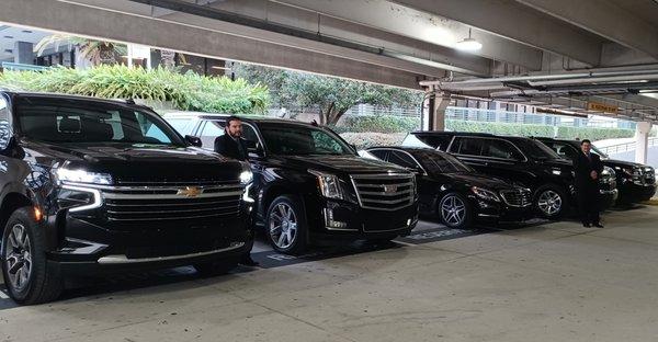 Miami Limos and Black Car Service | Airport Transportation