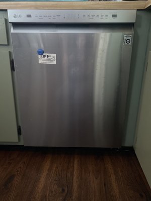 Bran new dishwasher they installed with hookups. Game changer!