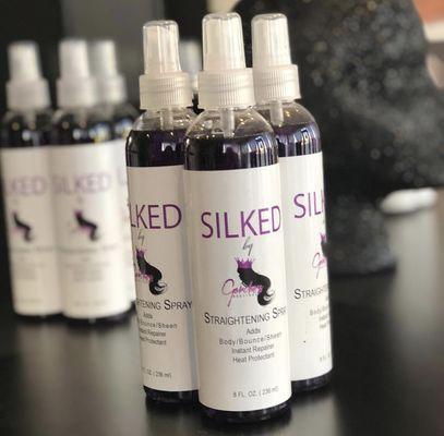 Silked straightening spray