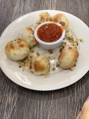 Garlic Knots