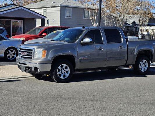 Parked at CALNEVA AUTO used car lot in Sparks