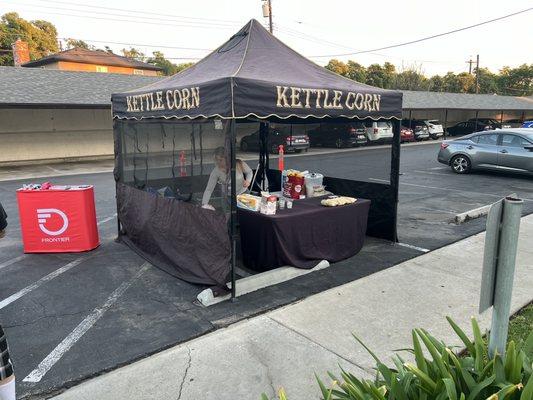 Kettle Corn King and Frontier Huntington Beach setting up for an awesome resident event at Kendallwood Apts in Whittier, Ca on 11/10/2023