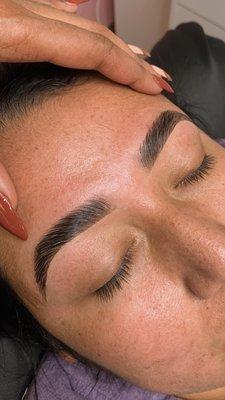 Service: Eyebrow lamination + Wax & Tint