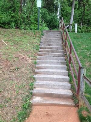 Oak Hill Park, Beaverdam Court Trail Head