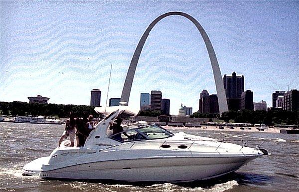 It can't be all work and no play! Boating in St. Louis is one of the many attractions living in St. Louis has to offer.