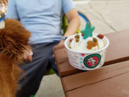 Doggie Sundae, $2.50. Does not come with cute dog