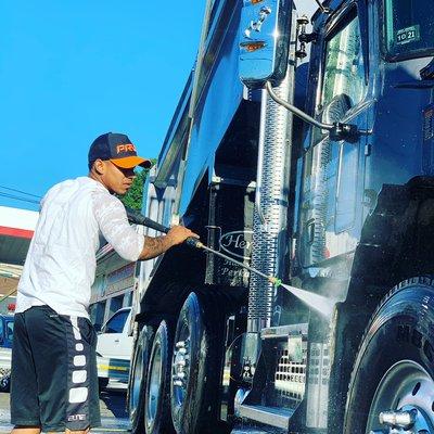 Truck wash