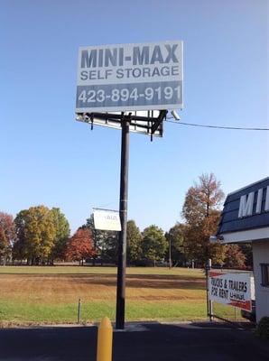 Mini Max Self Storage & UHaul