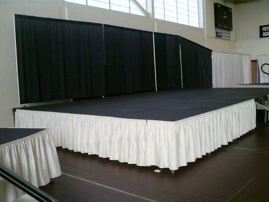 Staging and booth rentals for corporate events. In various sizes and styles.