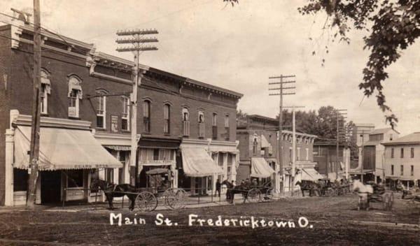 Main Street West in Fredericktown