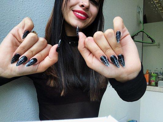 looooove these nails