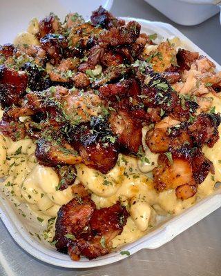 Chicken kabob smoked Mac & cheese