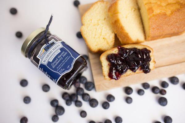 Start your morning off right with one of our delicious blueberry jams.   Shop here:  https://www.blueberry-haven.com/shop/jams-spreads/