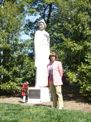 Ashley at Arlington Cemetery, Visiting the Nurse's of War Memorial