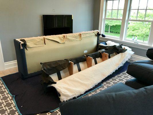 Fit My Couch © Inc at work.

Sofa pick up & delivery to Hamptons. Disassembly & reassembly is included if necessary.

East Hampton, NY