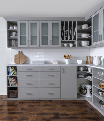 Butler's pantry in cloud with lots of storage options!