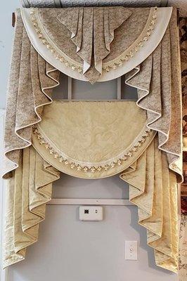 Browse our large selection of custom in-stock valances. Made by local seamstresses here in VA