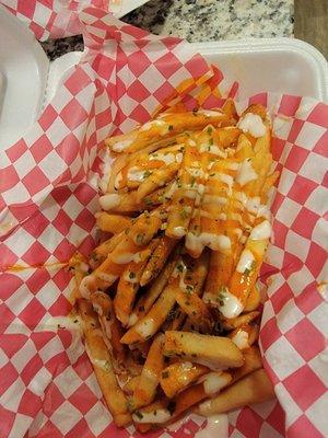 Buffalo loaded fries