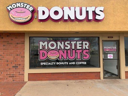 Monster Donuts storefront is looking absolutely amazing after the installation of the channel letter set and window graphics!Great Job guys!