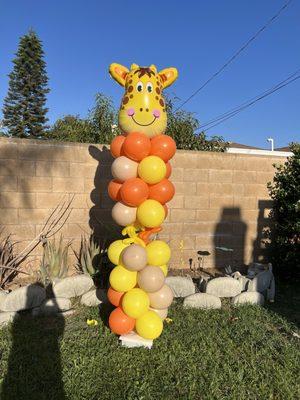 Safari giraffe balloon tower. Available in almost any animal and different sizes