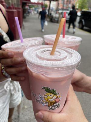 strawberry horchata