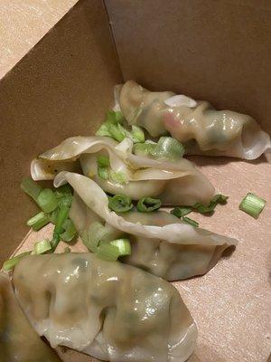 Green veggie dumpling