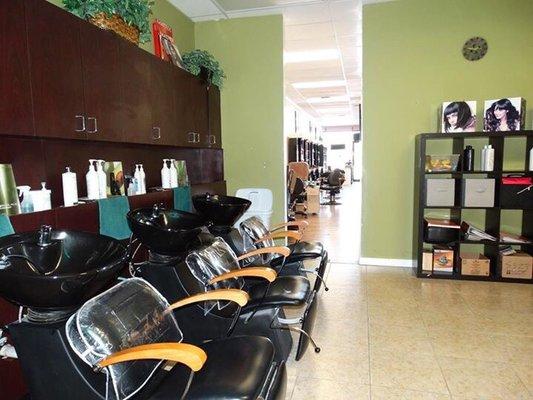 Great salon , good hair stylist , good services