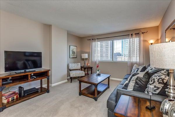 Interior of Stay Alfred Vacation Rentals at The Cumberland