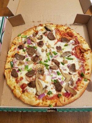 Mushroom, meatball, Onion and green pepper pizza