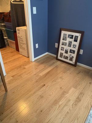 Floor transition into closet