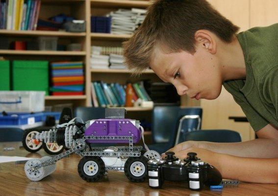 Wizbots Robotics & Coding Camps