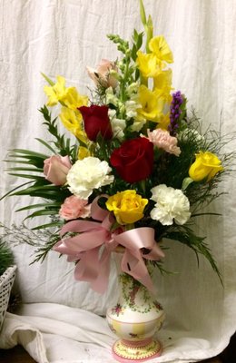 Mc Clure's Flowers & Gifts