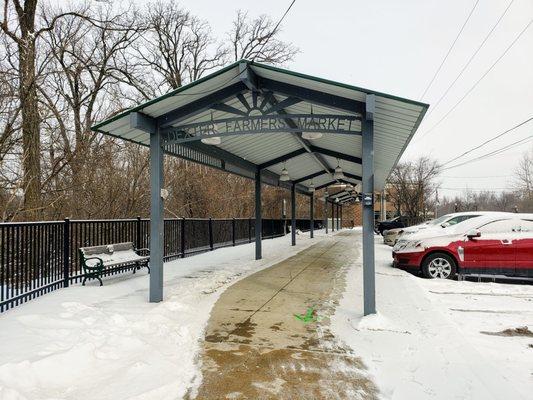 Dexter Farmer's Market during Winter Pause