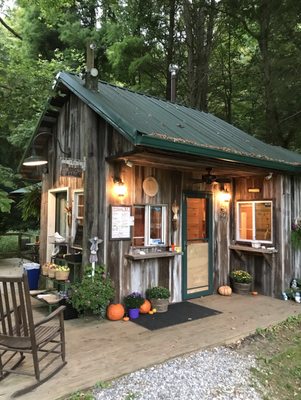 The Bog Shack Snowball Stand