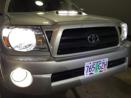 Toyota Tacoma LED Light bar hood scoop install with LED Headlight and fog Light conversion