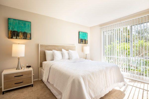 Typical light and airy bedroom!