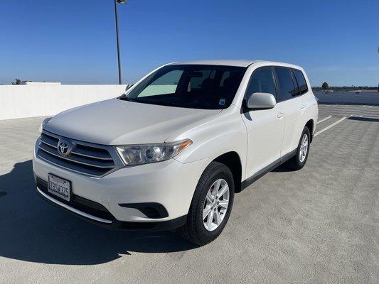 2013 Toyota Highlander, 4cyl, $13995
 
 SOLD-SOLD