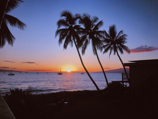 Makai Sunset Inn