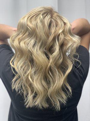 Highlights and beach waves