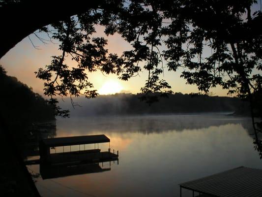 Sunrise on Herrington Lake