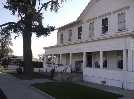 Photo of office in Porterville, California.