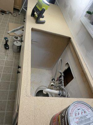 Sink installation/ replacement