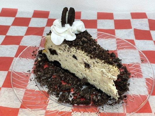 Cookies & Cream Cheesecake