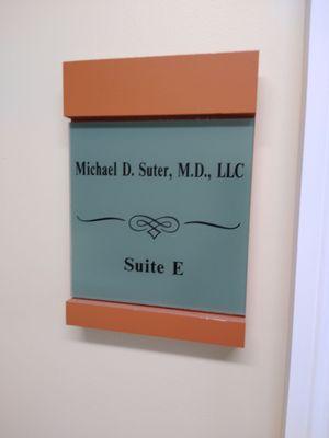 Suite sign