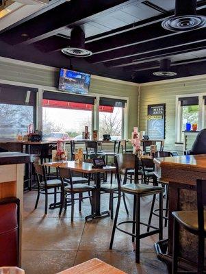 The bar is surprisingly popular at lunchtime - really great and caring service.