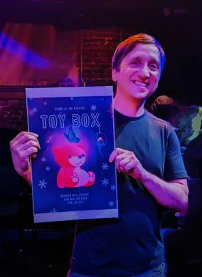 Cirque rigger Kevin Nesnow at the Toy Box production