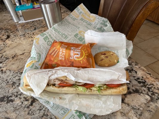 Turkey Sub w/ strawberry cheesecake cookie