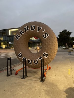 Famous donut